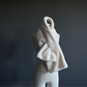 Apparis Ivory Vegan Faux Fur Scarf | Luxe Winter Wrap | NWT | $98 Retail